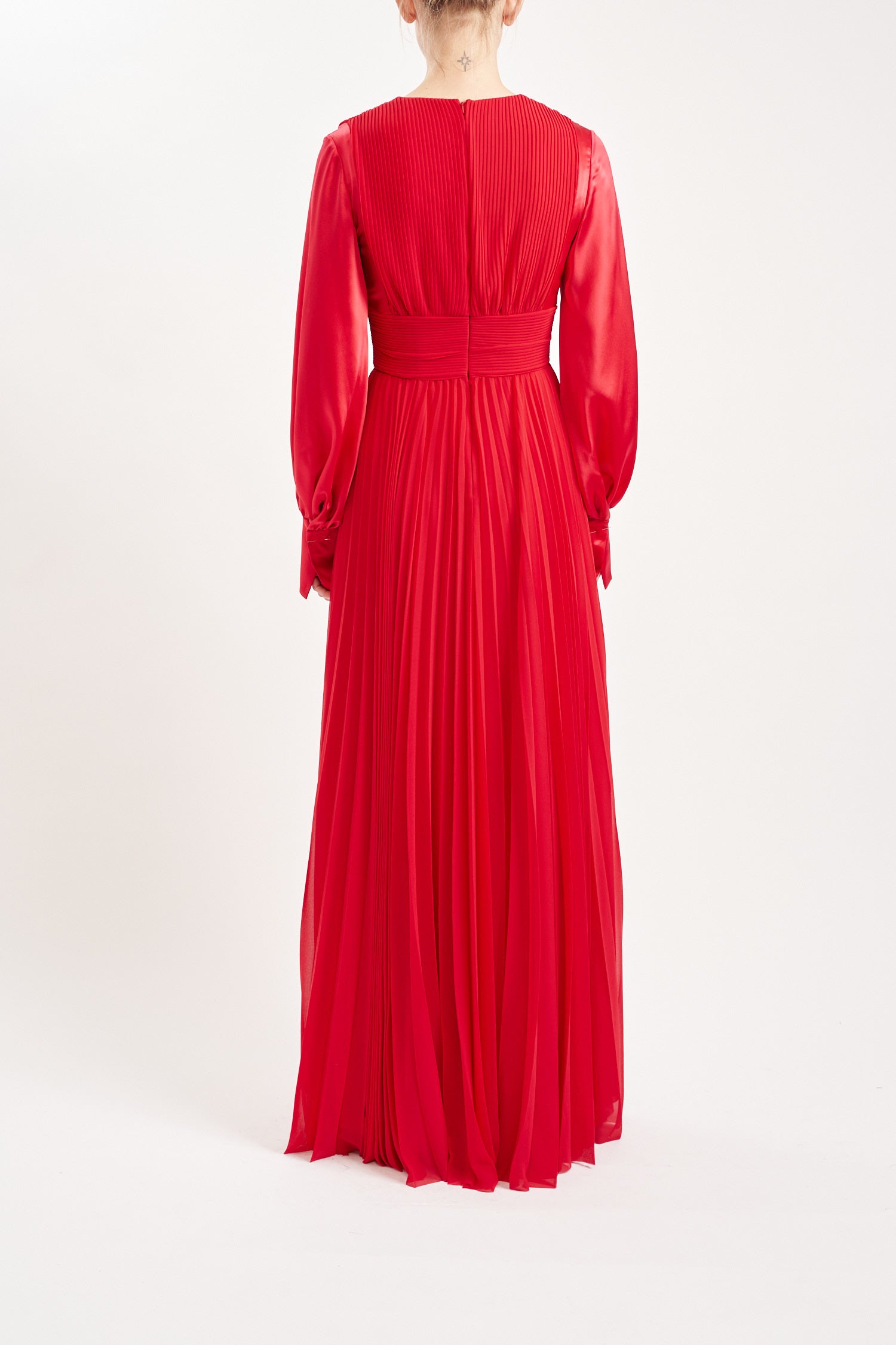 KARA SUSTAINABLY SOURCED PLEATED CHIFFON ROUGE GOWN