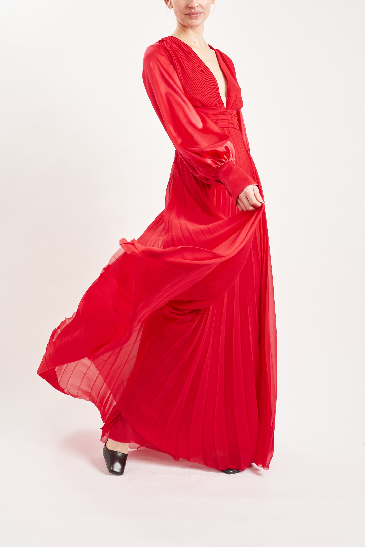 KARA SUSTAINABLY SOURCED PLEATED CHIFFON ROUGE GOWN