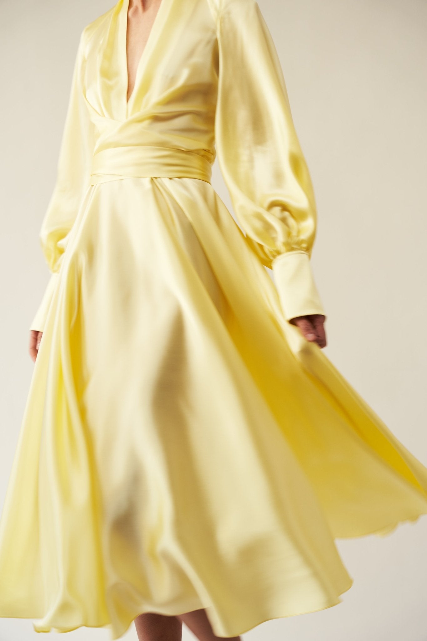 FERN BUTTERMILK YELLOW SILK SATIN DRESS - E.STOTT