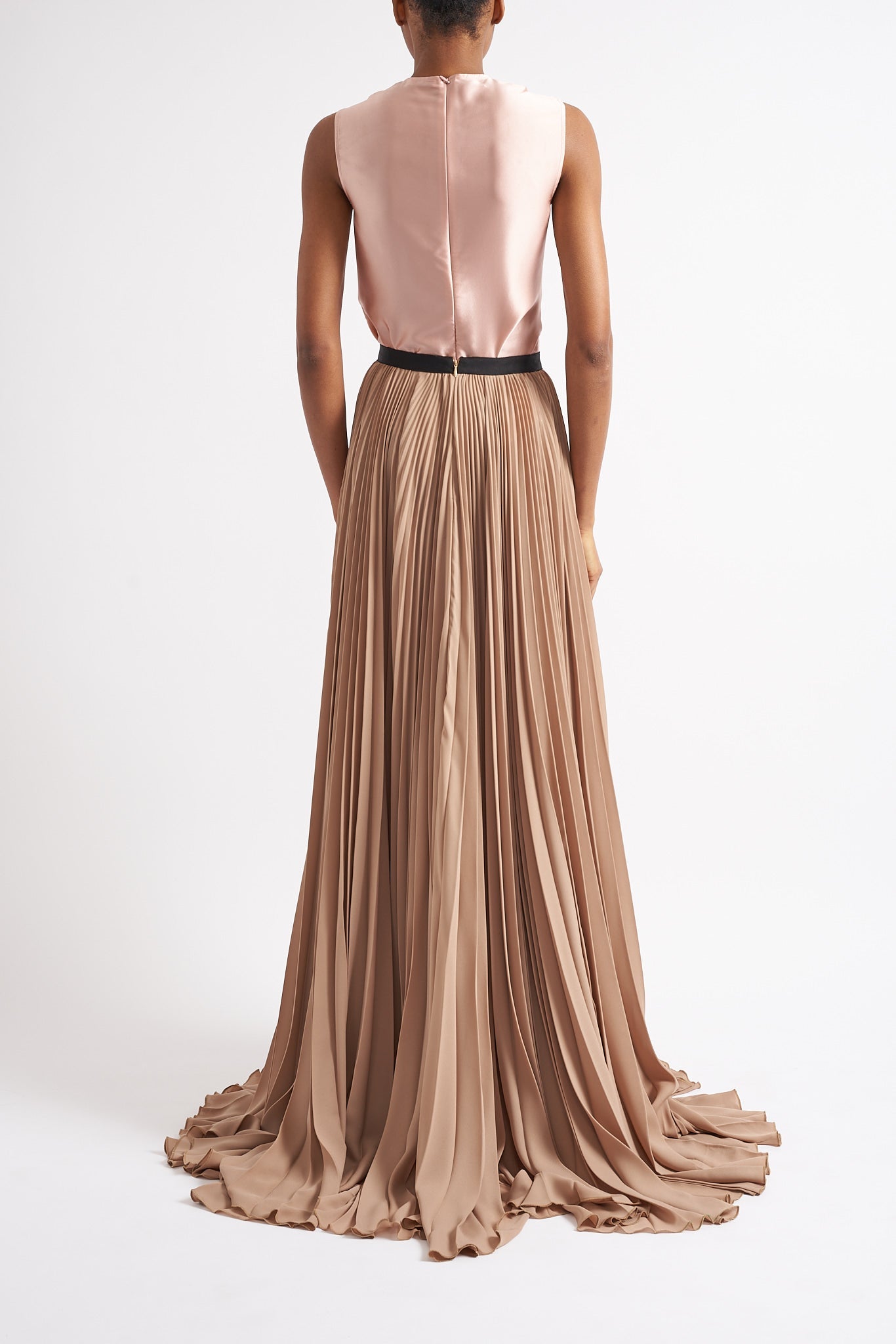 NOLA SUSTAINABLY SOURCED PLEATED BEIGE SKIRT - E.STOTT