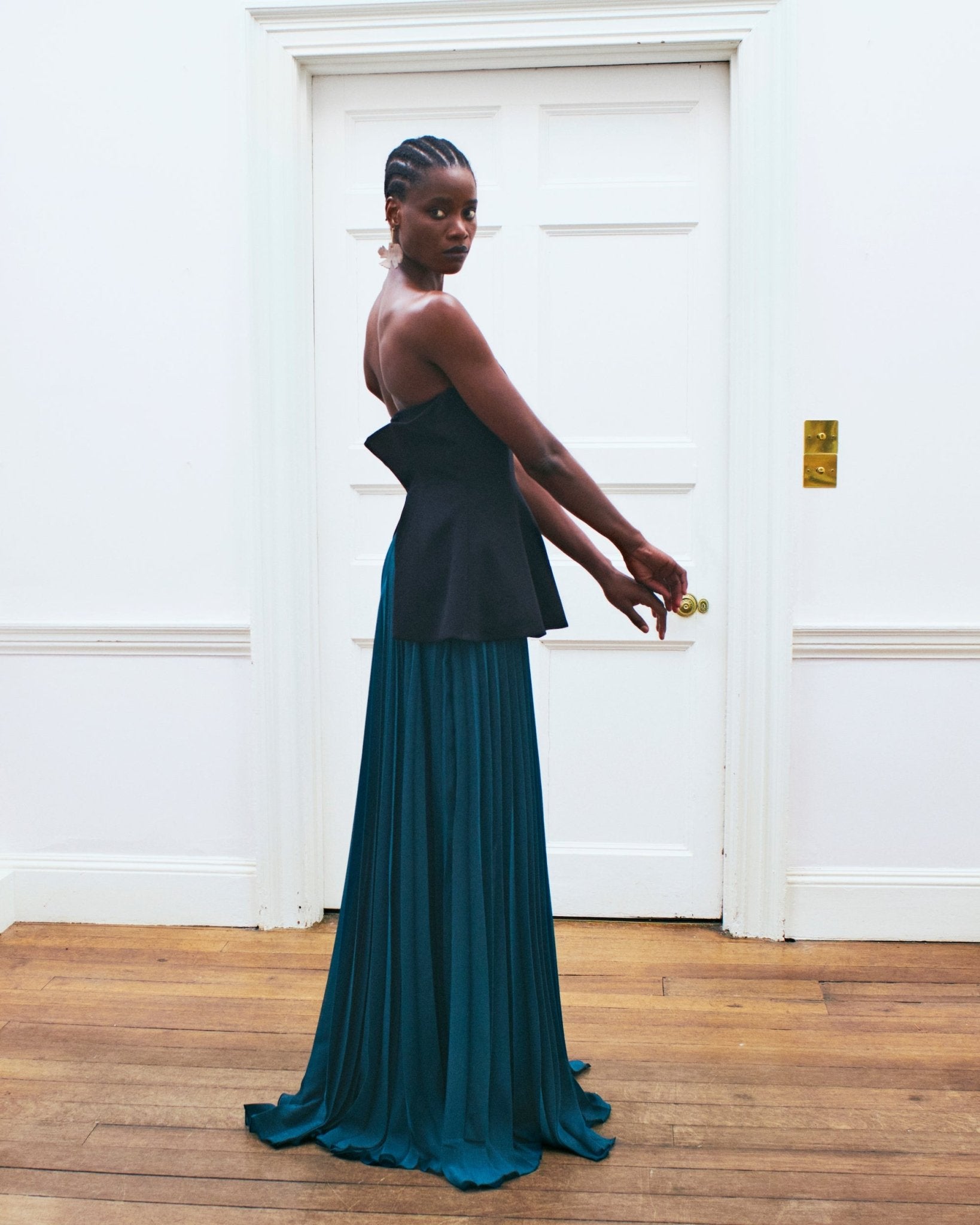 NOLA SUSTAINABLY SOURCED PLEATED TEAL SKIRT - E.STOTT