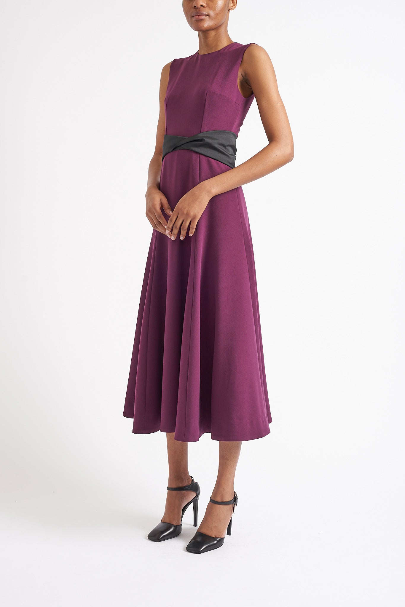 OLIVE SUSTAINABLY SOURCED BLACKBERRY CADY DRESS - E.STOTT